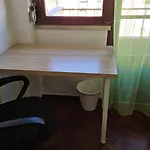 Single Or Double Room With Balcony Close To Alameda Metro!